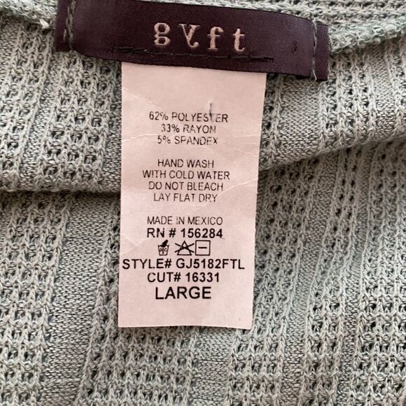 Gyft Women’s Popover Top Size Large - Picture 6 of 8